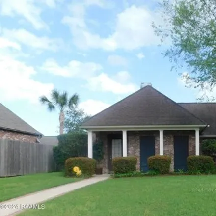Buy this 4 bed house on 485 East Peck Boulevard in Lafayette, LA 70508