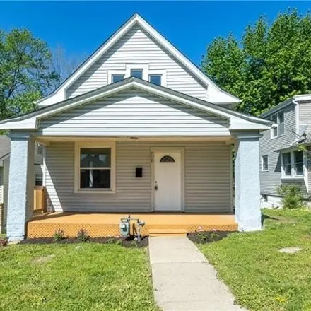 Buy this 3 bed house on 418 North White Avenue in Kansas City, MO 64123