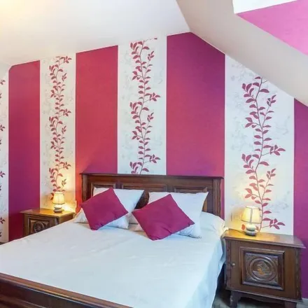 Rent this 4 bed house on 29890 Plounéour-Brignogan-Plages