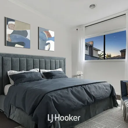 Image 9 - Milka Avenue, Clyde North VIC 3978, Australia - Apartment for rent