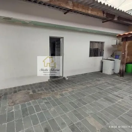 Buy this 5 bed house on Rua Matathias Nogueira Novaes in Vila Municipal, Mogi das Cruzes - SP