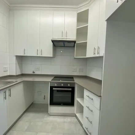 Rent this 1 bed apartment on Tamboerskloof Primary School in Byron Street, Cape Town Ward 77