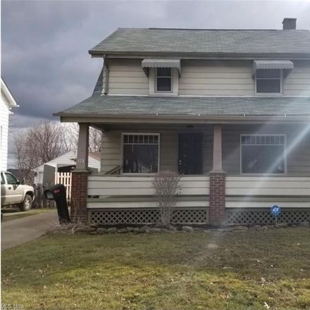 Rent this 3 bed house on 113 North Belle Vista Avenue in Youngstown, OH 44509