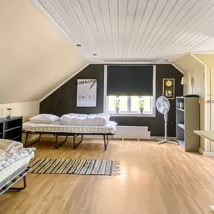 Rent this 3 bed house on 360 72 Norrhult-Klavreström