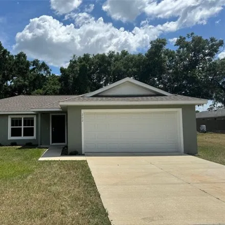 Rent this 3 bed house on 204 Oak Circle in Marion County, FL 34472
