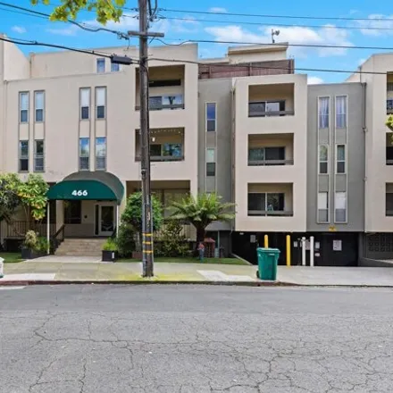 Buy this 1 bed condo on 460;466 Crescent Street in Oakland, CA 94610