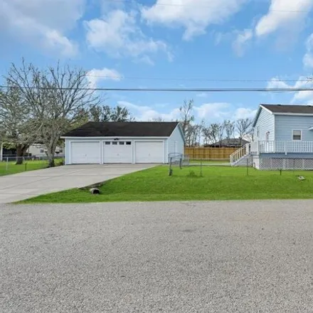 Buy this 2 bed house on 801 Avenue E in San Leon, TX 77539
