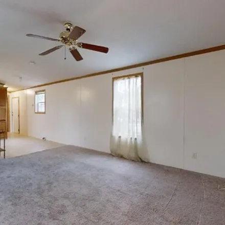 Image 4 - 330 Wayne Street, Lake of the Woods, Champaign County, IL 61853, USA - Apartment for sale