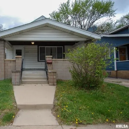 Buy this 2 bed house on 1095 East McClure Avenue in Peoria, IL 61603