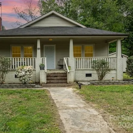 Buy this 2 bed house on 1349 Ware Avenue in Loray Mills, Gastonia