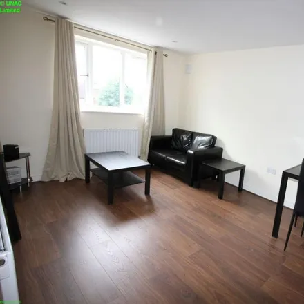 Image 3 - 208 Swan Lane, Coventry, CV2 4GH, United Kingdom - Apartment for rent