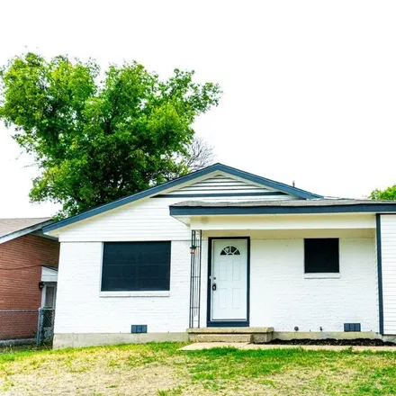 Buy this 3 bed house on Dollar General in Longview Drive, Lone Star