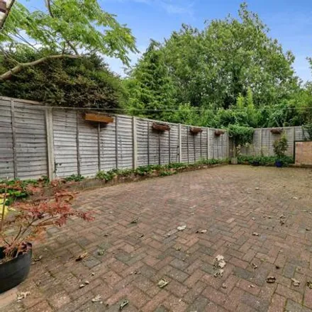 Image 2 - Orchard Close, Houghton Regis, LU5 5DG, United Kingdom - House for sale