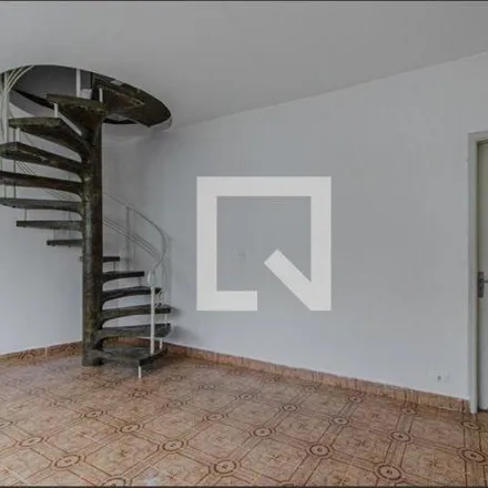 Rent this 2 bed house on Rua Oliveira Lima in Cambuci, São Paulo - SP