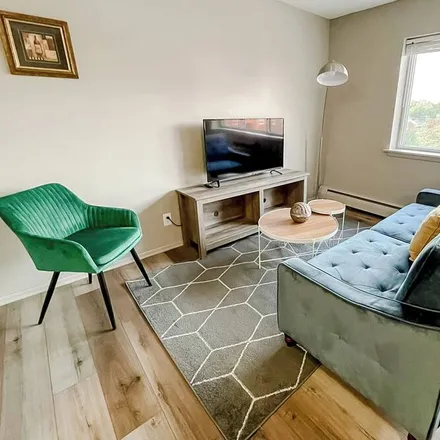 Rent this 1 bed apartment on Des Moines