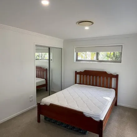 Image 8 - Dolphin Avenue, Mermaid Beach QLD 4218, Australia - Apartment for rent