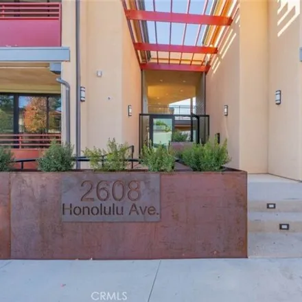 Buy this 3 bed condo on 2625 Sycamore Avenue in Verdugo City, Glendale