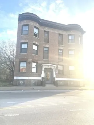 Rent this 4 bed apartment on 139-141 West Marquette Road in Chicago, IL 60621