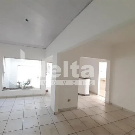 Image 2 - Avenida Adriano Bailoni, Presidente Roosevelt, Uberlândia - MG, 38400-336, Brazil - House for sale