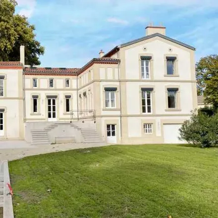 Buy this 12 bed house on 18 Boulevard Général de Gaulle in 26000 Valence, France