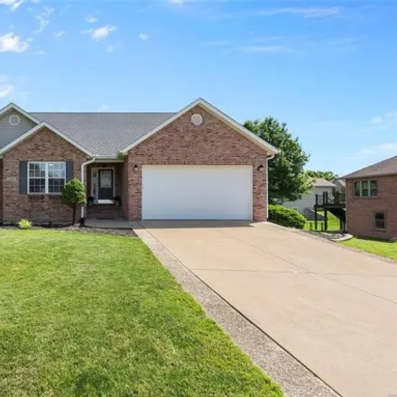 Buy this 5 bed house on 2146 Woodland Hills Drive in Cape Girardeau, MO 63701