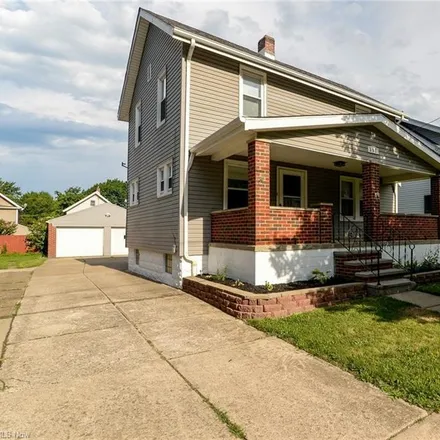 Buy this 3 bed house on 992 Neptune Avenue in Akron, OH 44301