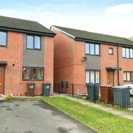 Buy this 3 bed house on Eagle Drive in Salford, M6 6GW