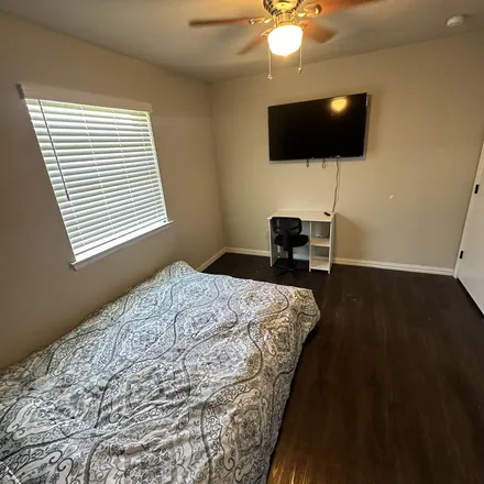 Rent this 2 bed apartment on 2361 Inca Drive in Dallas, TX 75216