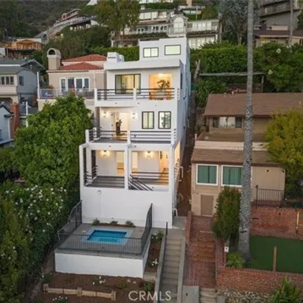 Image 1 - 32156 Virginia Way, South Laguna, Laguna Beach, CA 92651, USA - House for sale