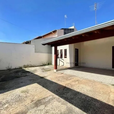 Buy this 4 bed house on Rua Antônio Especial in Jaguariúna, Jaguariúna - SP