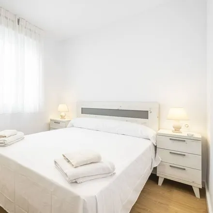 Rent this 2 bed apartment on Benidorm in Avenida Conseller José Ramón García Antón, 03501 Benidorm