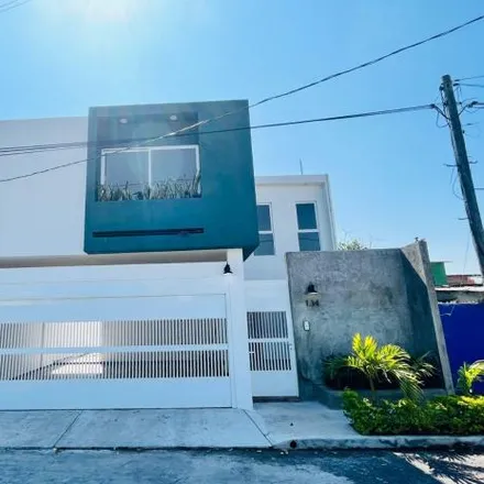 Buy this 3 bed house on Calle 3 in Vista Alegre, 94296