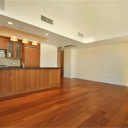 Rent this 3 bed apartment on 227 East 59th Street in New York, NY 10022