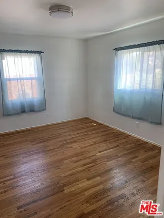 Image 7 - 7301 Balcom Avenue, Los Angeles, CA 91335, USA - House for rent