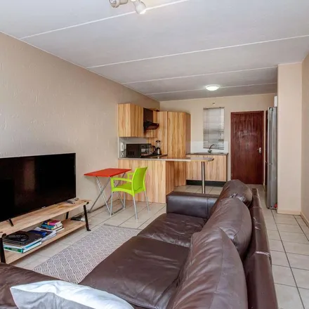 Image 8 - Trailer Town, Retail Avenue, Bordeaux, Randburg, 2194, South Africa - Apartment for rent