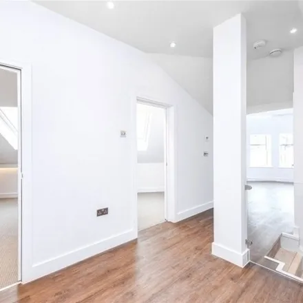 Rent this 2 bed apartment on Temple Fortune Lane in London, NW11 7TS
