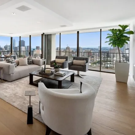 Buy this 1 bed condo on The Summit in 999 Green Street, San Francisco