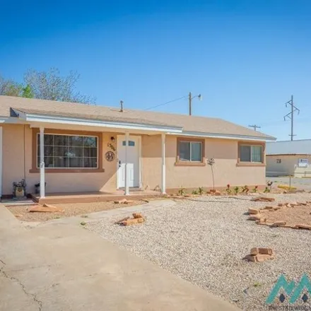 Buy this 3 bed house on 1364 West Chisum Avenue in Artesia, NM 88210