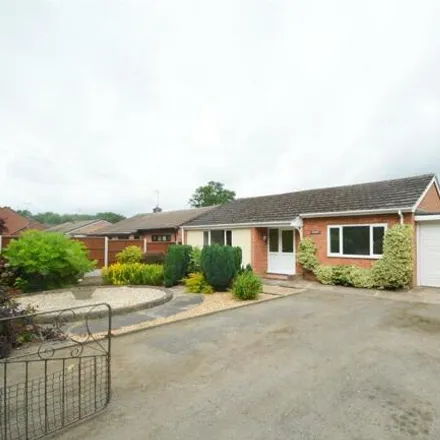 Buy this 3 bed house on The Avenue in West Felton, SY11 4LF
