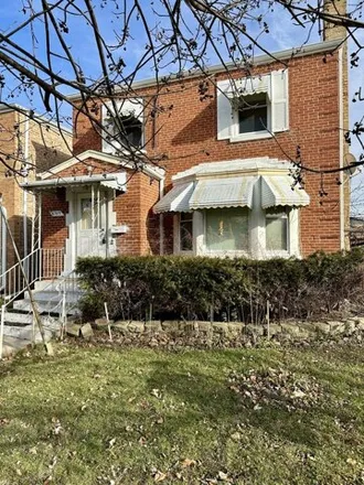 Buy this 2 bed house on 6309 North Ridgeway Avenue in Chicago, IL 60712