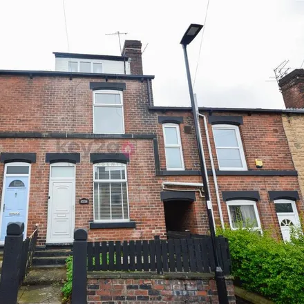 Image 5 - Limpsfield Road, Sheffield, S9 1BJ, United Kingdom - Townhouse for rent