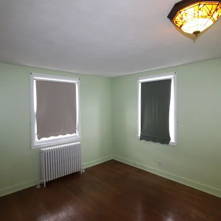 Image 3 - 248 East Robbins Avenue, Newington, CT 06111, USA - Apartment for rent