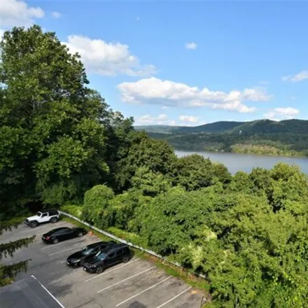 Image 3 - Peregrine Hall Apartments, 3 Pine Terrace Road, Village of Highland Falls, Highlands, NY 10928, USA - Apartment for rent