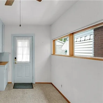 Image 7 - 833 Middle Avenue, Wilmerding, Allegheny County, PA 15148, USA - House for sale
