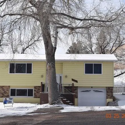 Buy this 3 bed house on 198 South 6th Street in Glenrock, WY 82637