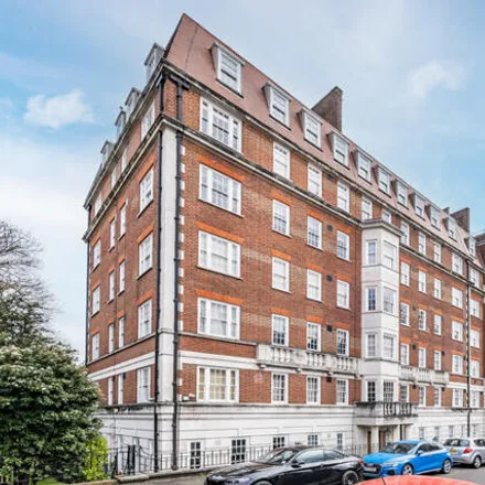 Buy this 3 bed apartment on Duchess of Bedford House in Duchess of Bedford's Walk, London