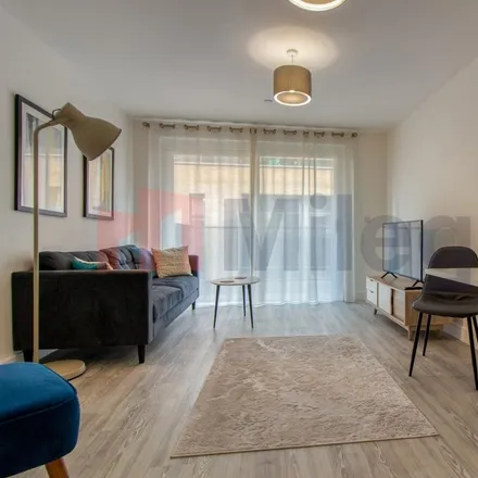 Rent this 1 bed apartment on 4 Hoffmans Road in London, E17 6ZF