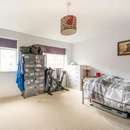 Image 3 - 48 Claremont Road, London, E7 0QP, United Kingdom - Apartment for sale