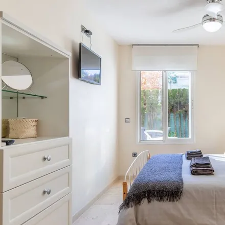 Rent this 2 bed apartment on l'Alfàs del Pi in CV-763, 03580 l'Alfàs del Pi