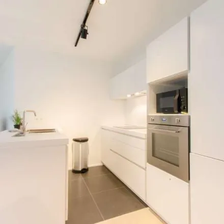 Rent this 2 bed apartment on Rue du Prince Albert - Prins Albertstraat 29 in 1050 Ixelles - Elsene, Belgium